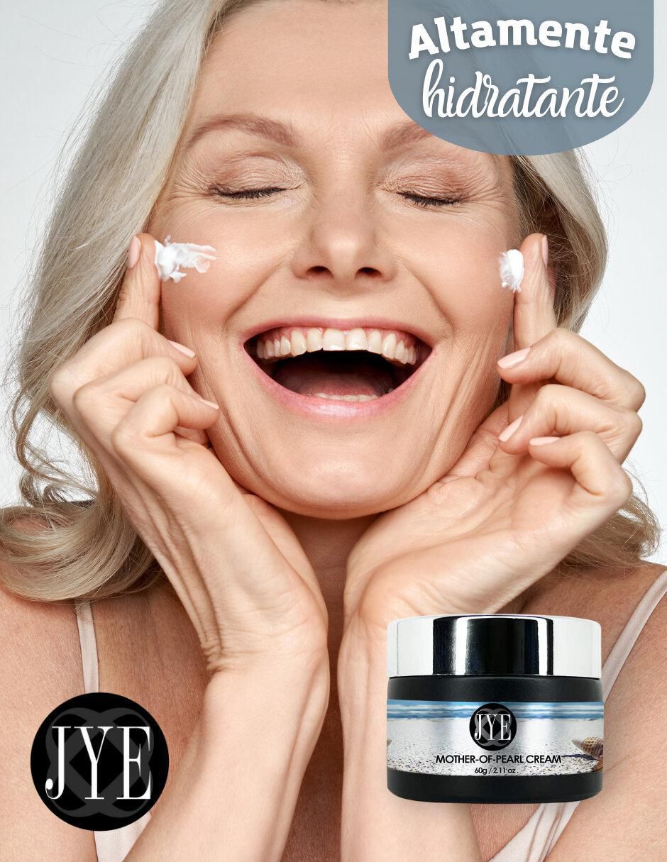 Crema para rostro y cuerpo recomendada para hidratar de día y noche para todo tipo piel 4