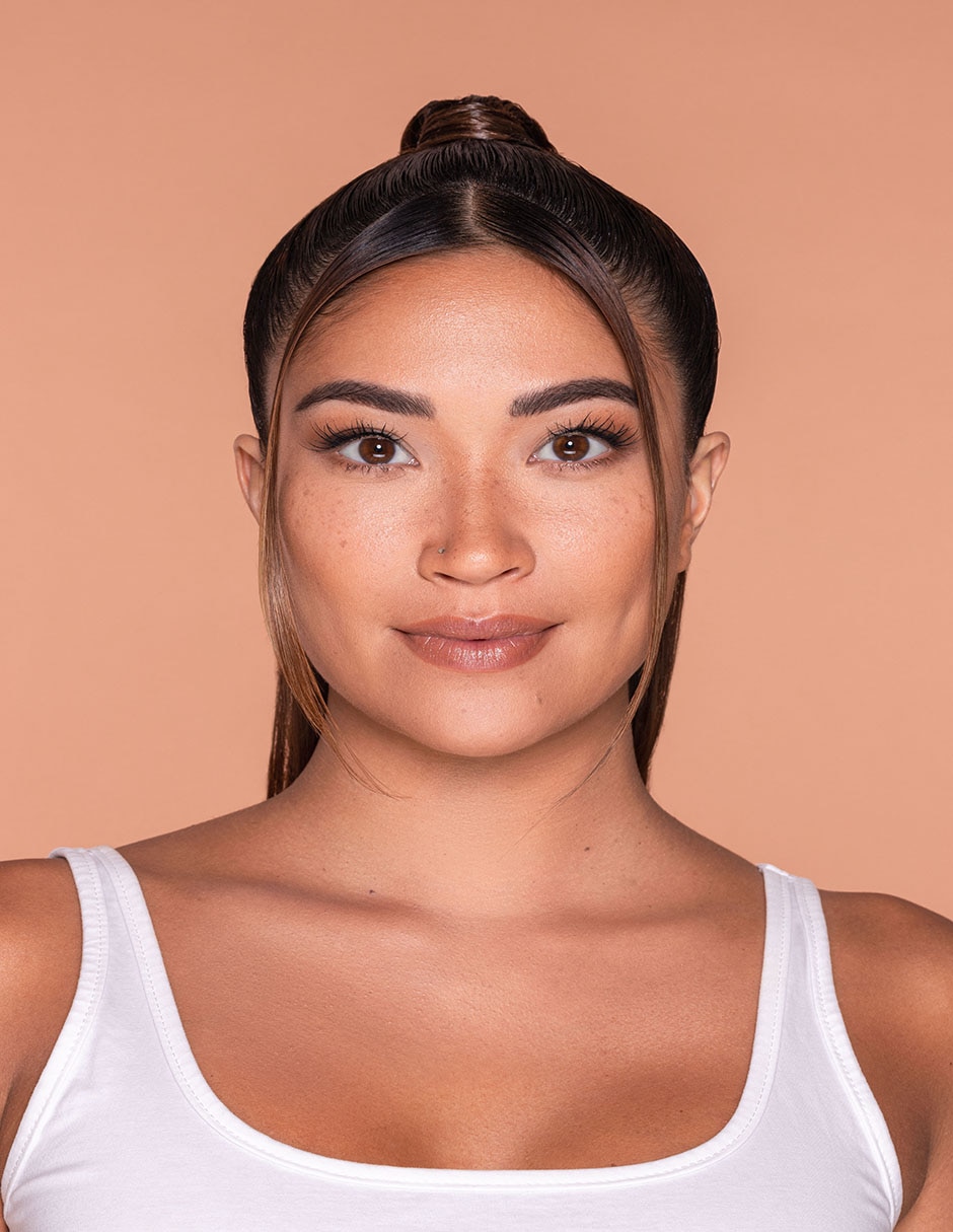 Base de maquillaje líquida Complexion Pro mate 4
