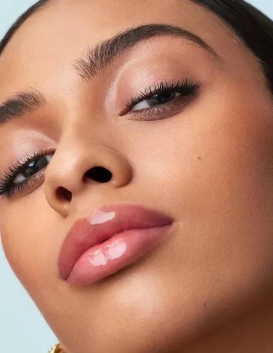Brillo labial brillante
