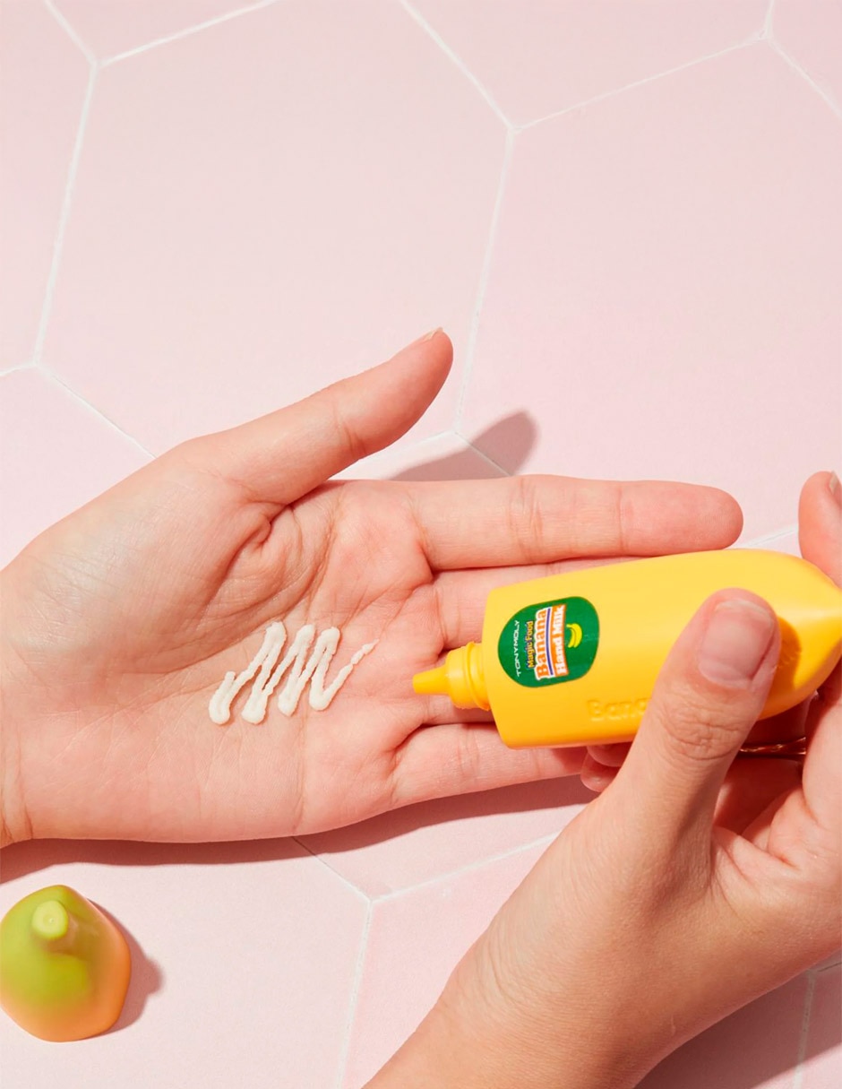 Crema para manos recomendada para humectar de día y noche Banana Hand Milk Magic Food todo tipo piel 2