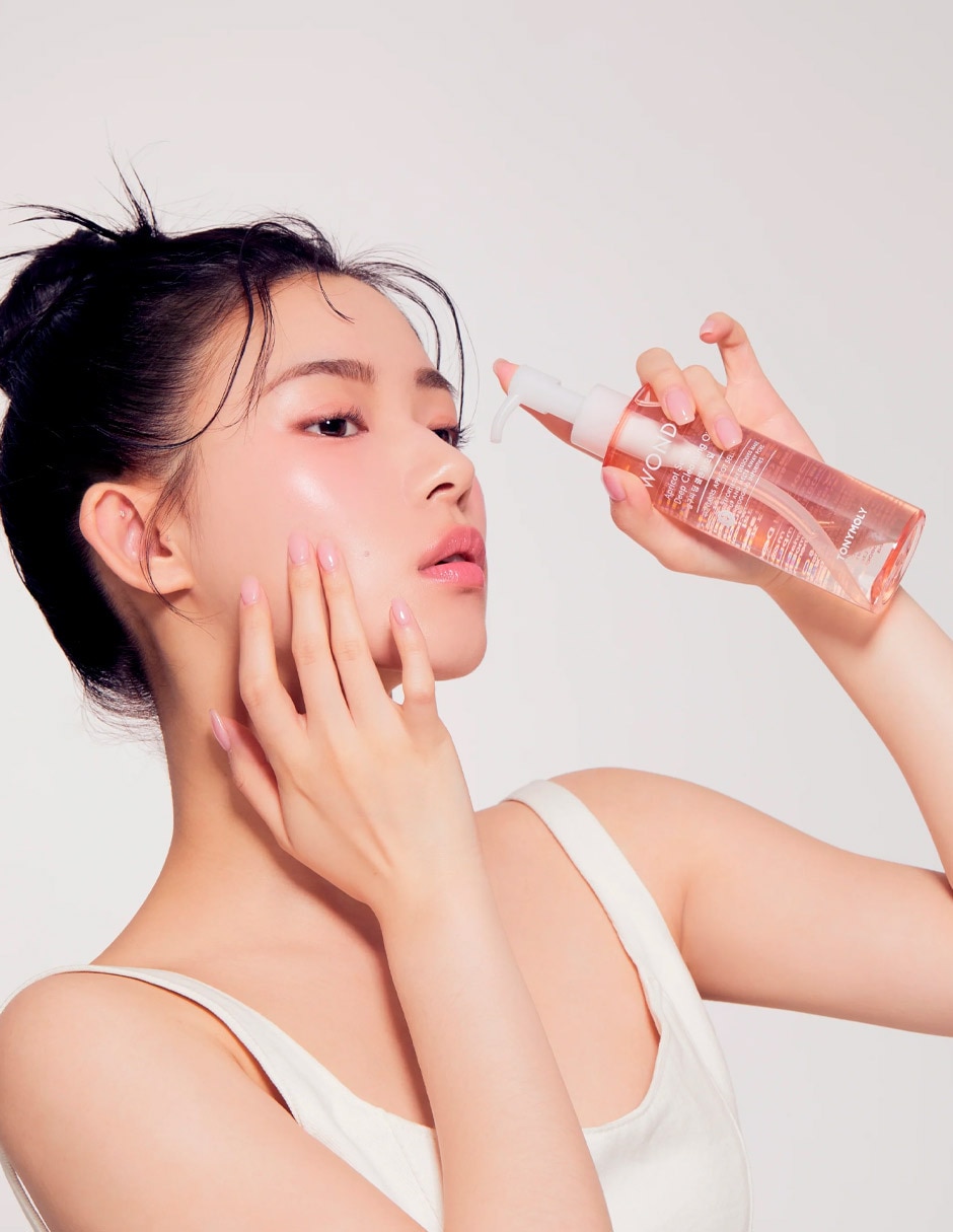 Limpiador facial Apricot Deep Cleansing Oil Tony Moly Wonder para purificar