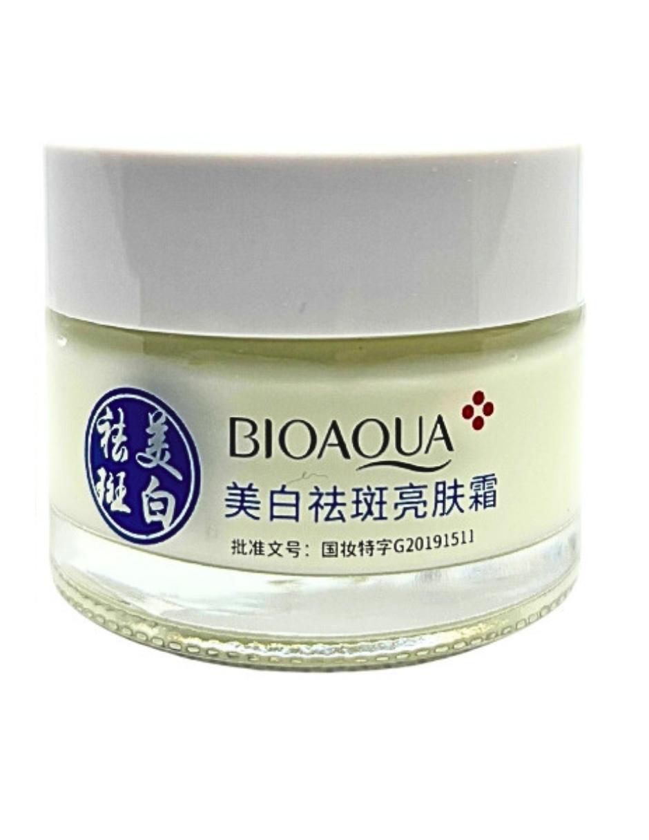 Crema facial recomendada para reducir manchas de día y noche para todo tipo piel