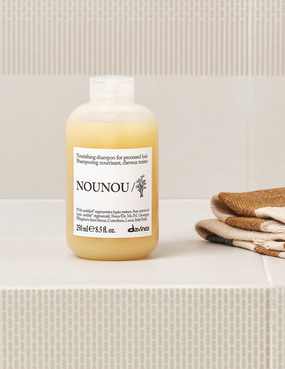 Shampoo reparador para cabello maltratado Nounou Essential Haircare 3