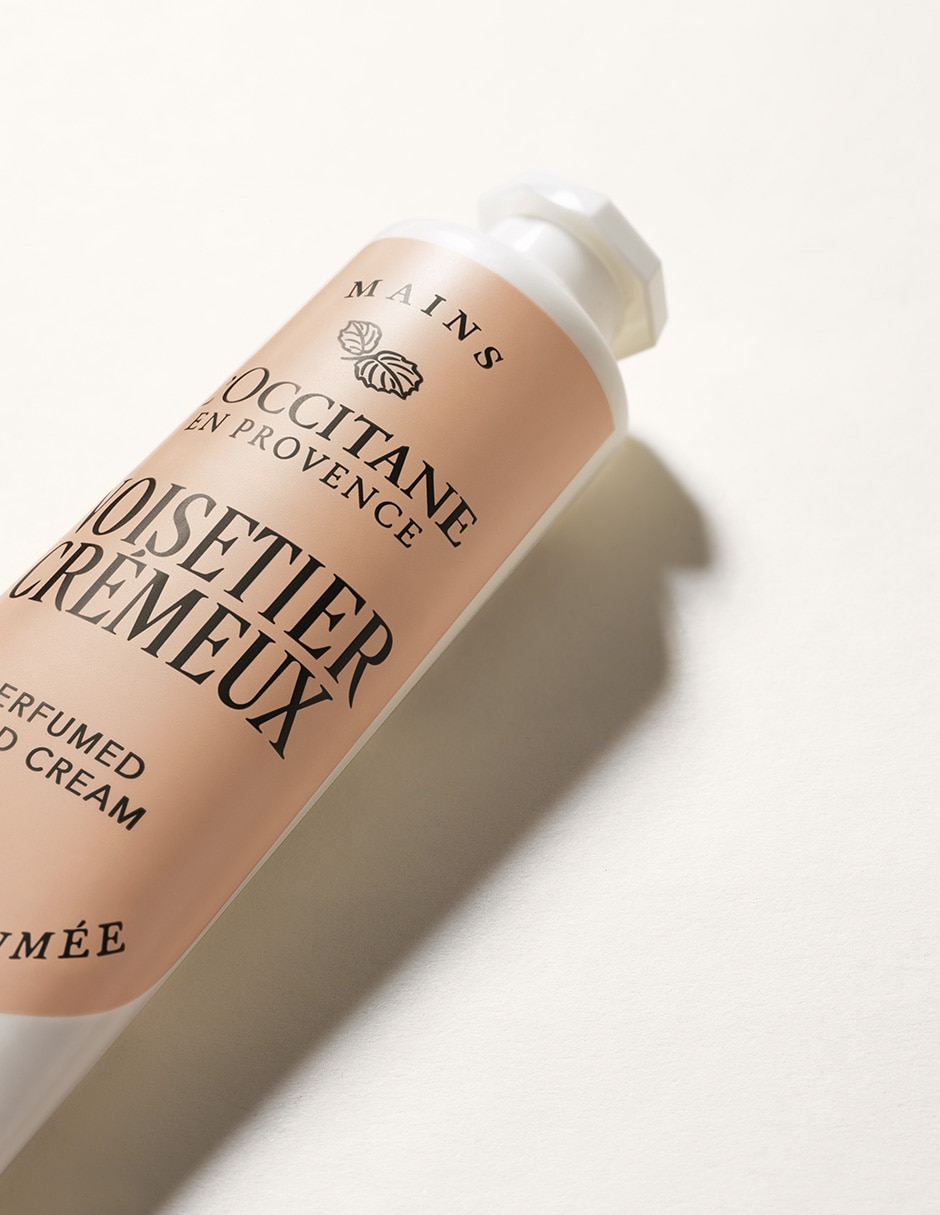Crema para manos y uñas recomendada para hidratar de día y noche para todo tipo piel 2